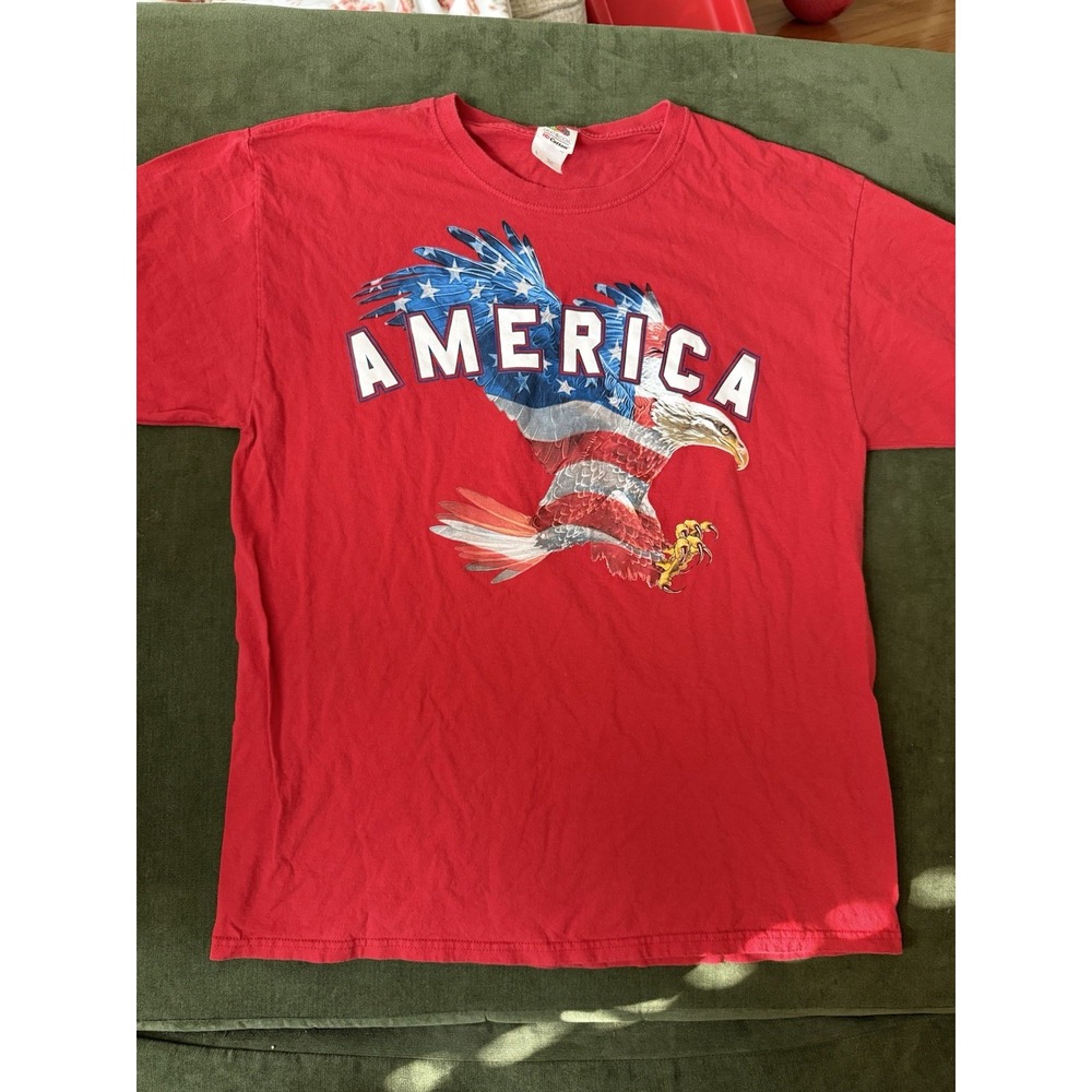 VINTAGE America Shirt Adult L‎ Red Bald Eagle Freedom Graphic Tee Mens 90s